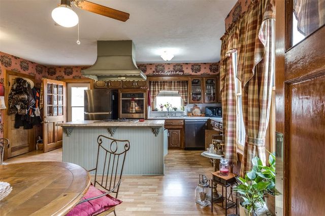 308 S 6th Street, Yukon, OK 73099