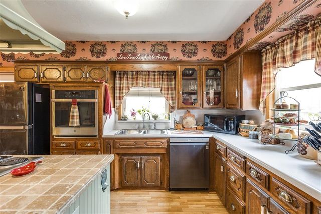 308 S 6th Street, Yukon, OK 73099