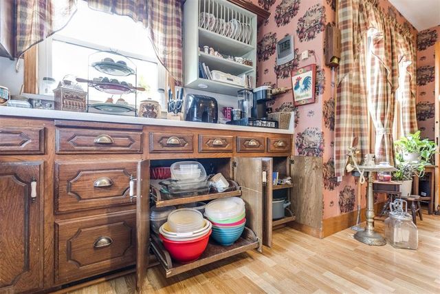 308 S 6th Street, Yukon, OK 73099