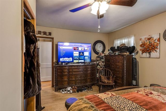 308 S 6th Street, Yukon, OK 73099