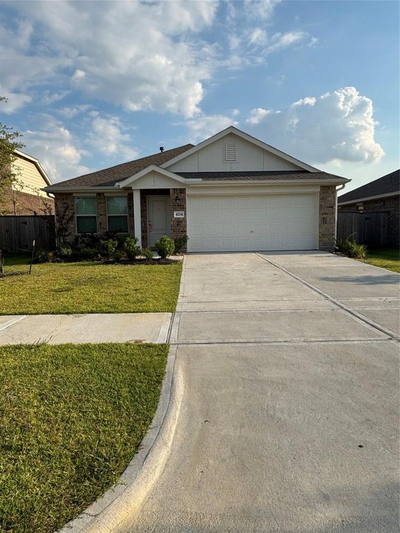 4214 Briarstone Knoll Trail, Baytown, TX 77521