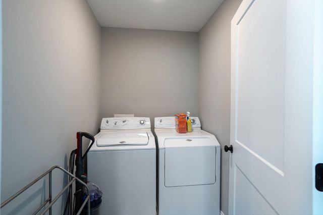 1806 FAIR OAKS CT, Columbia, MO 65201