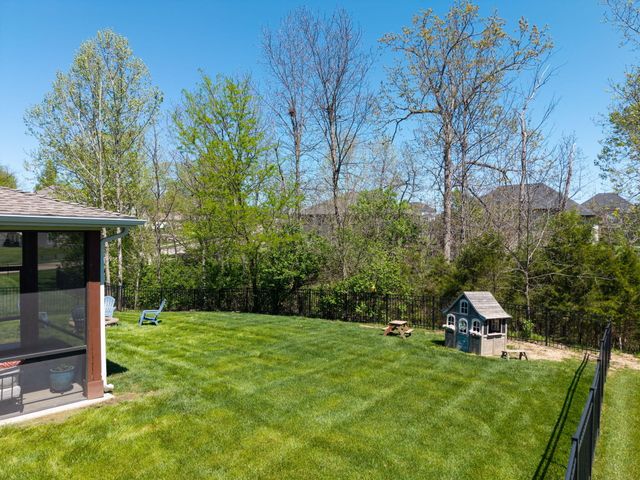 1806 FAIR OAKS CT, Columbia, MO 65201
