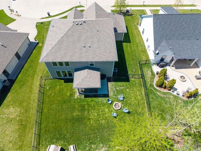 1806 FAIR OAKS CT, Columbia, MO 65201