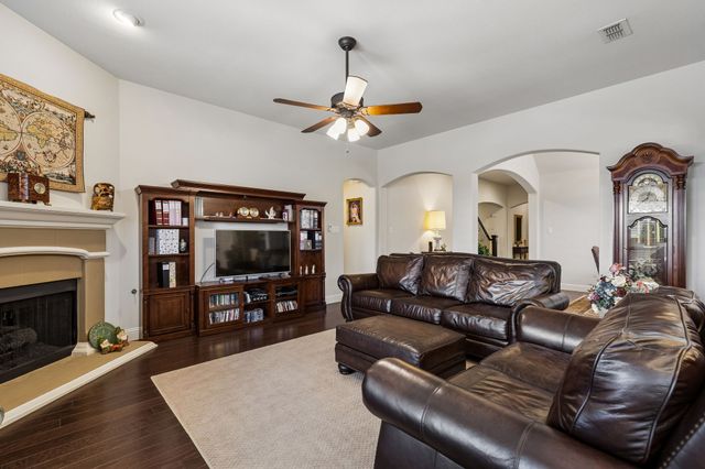 6204 Indian Blanket Trail, Flower Mound, TX 75028