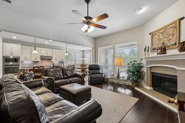 6204 Indian Blanket Trail, Flower Mound, TX 75028