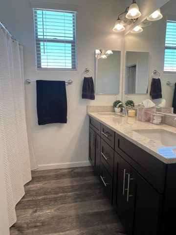 22125 N 29th Avenue Unit 125, Phoenix, AZ 85027