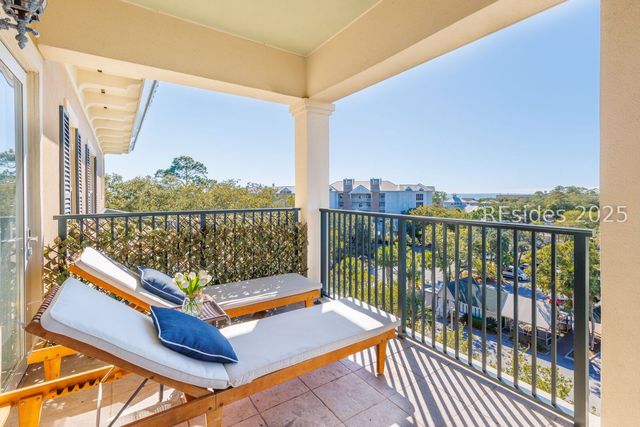 3 N Forest Beach Dr Apt 502, Hilton Head Island, SC 29928