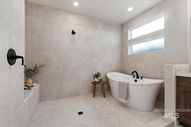 153 S Sunniva Ave, Kuna, ID 83634