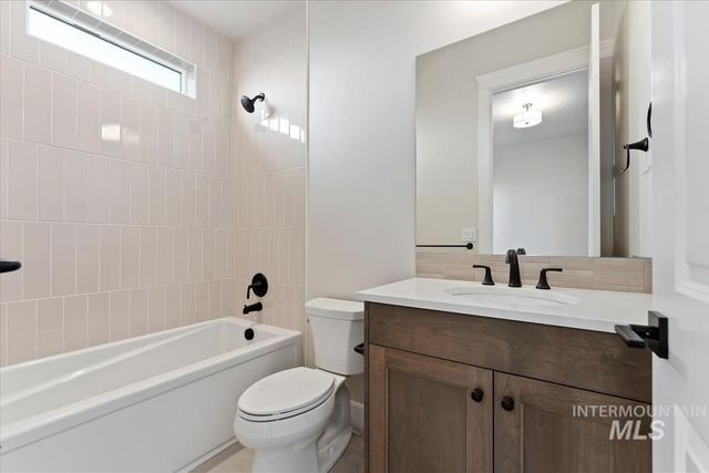 153 S Sunniva Ave, Kuna, ID 83634