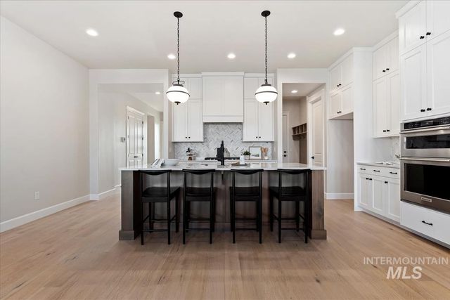 153 S Sunniva Ave, Kuna, ID 83634