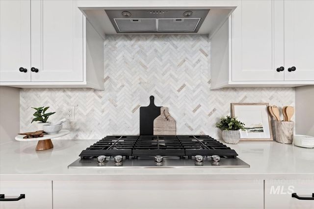 153 S Sunniva Ave, Kuna, ID 83634