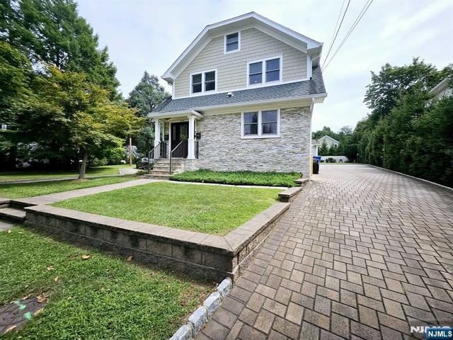 228 County Road 2, Tenafly, NJ 07670