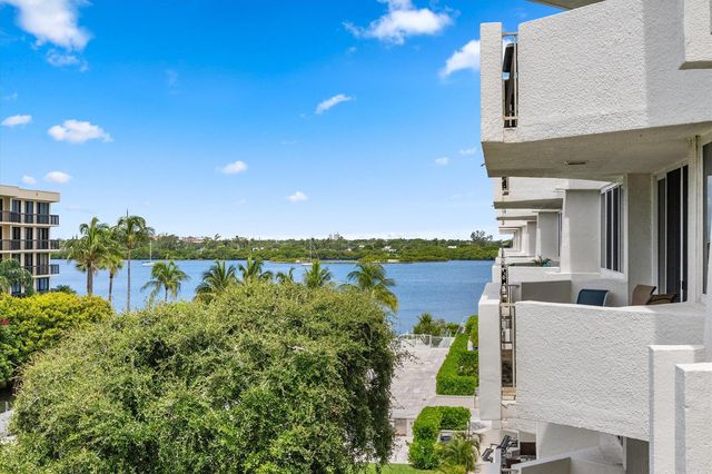 2773 S Ocean Boulevard 416, Palm Beach, FL 33480