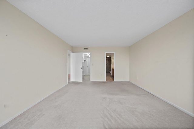 2773 S Ocean Boulevard 416, Palm Beach, FL 33480
