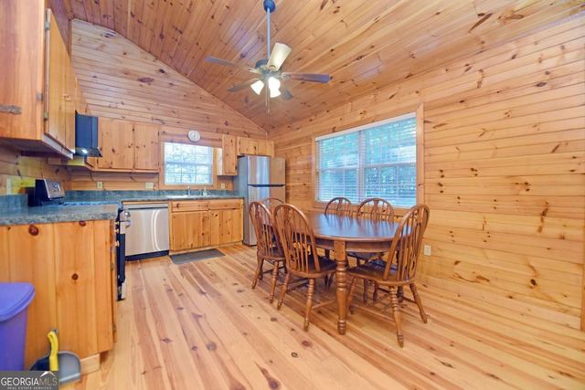 175 Bell Road, Mineral Bluff, GA 30559
