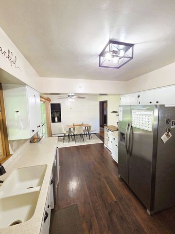 524 7th Street, Andalusia, IL 61232