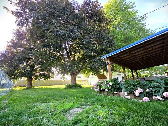 524 7th Street, Andalusia, IL 61232