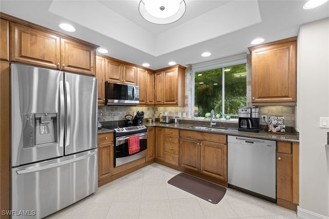 2748 Tiburon BLVD E C202, Naples, FL 34109