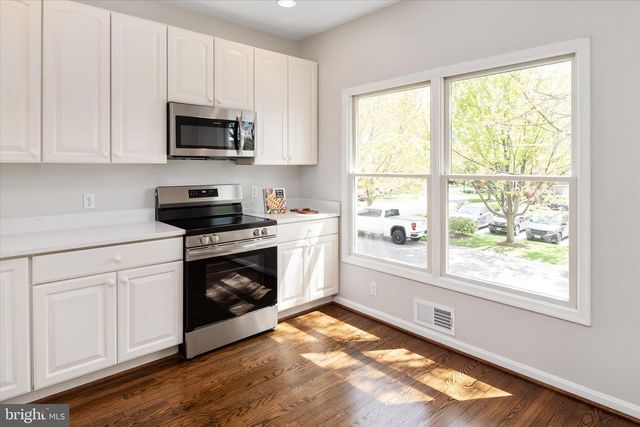 208 BLENNY LN, Chester, MD 21619
