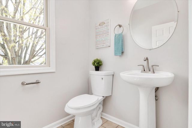 208 BLENNY LN, Chester, MD 21619