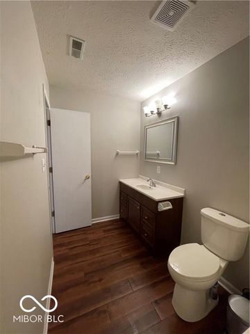 1631 River Shore Parkway, Indianapolis, IN 46208