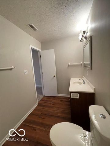 1631 River Shore Parkway, Indianapolis, IN 46208