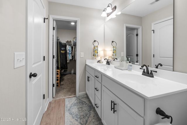 72 Catalina Circle, Swansboro, NC 28584