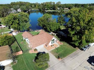 137 Arlington Drive, Granite City, IL 62040