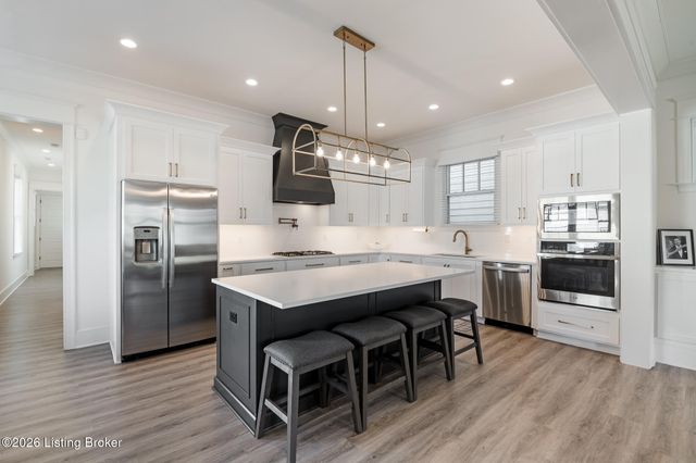 6119 Passionflower Dr, Prospect, KY 40059