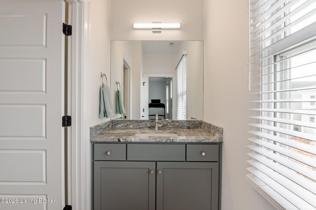 6119 Passionflower Dr, Prospect, KY 40059