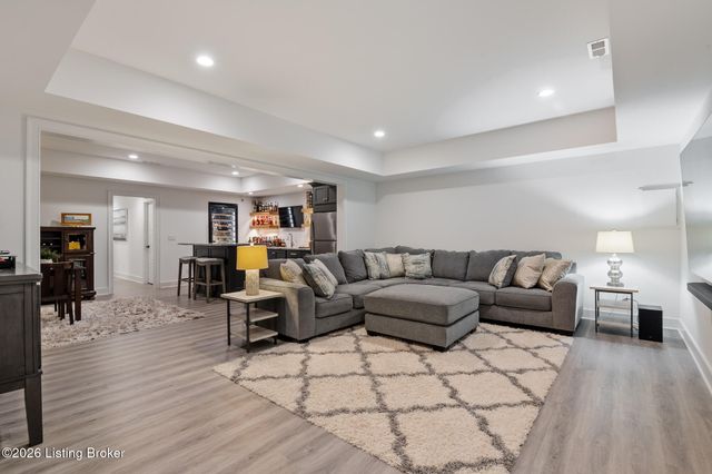 6119 Passionflower Dr, Prospect, KY 40059