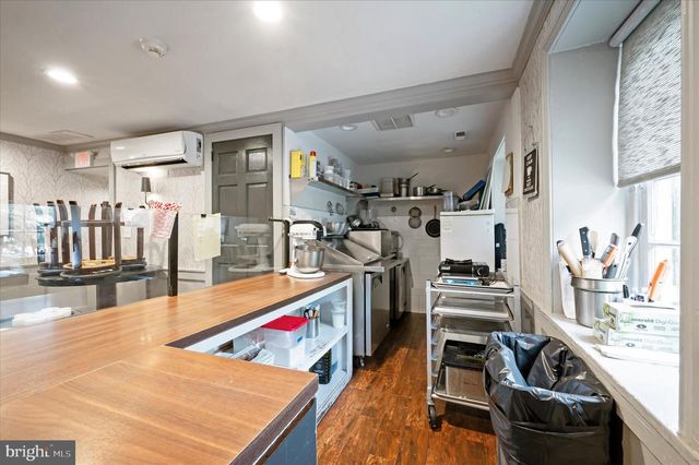 7402 GERMANTOWN AVE, Philadelphia, PA 19119