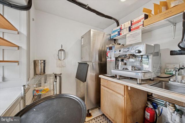 7402 GERMANTOWN AVE, Philadelphia, PA 19119