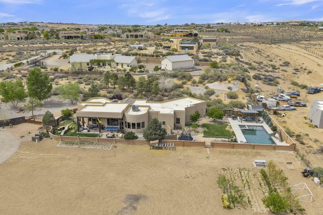 23 Paseo C De Baca Road, Corrales, NM 87048