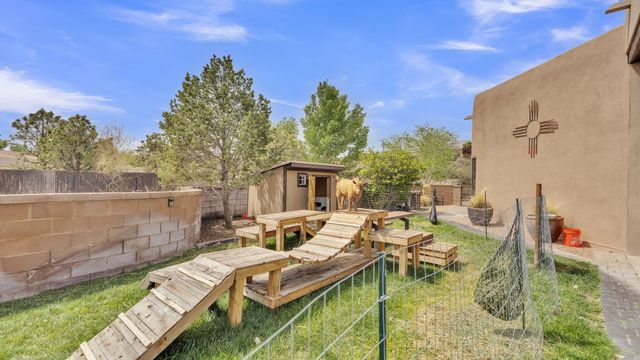 23 Paseo C De Baca Road, Corrales, NM 87048