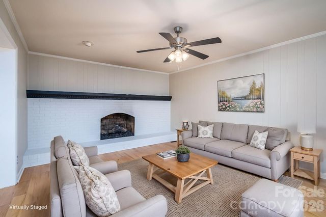 1308 Dumbarton Road, Gastonia, NC 28054