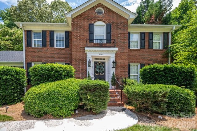 1308 Dumbarton Road, Gastonia, NC 28054