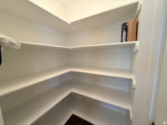 1492 N 1615 W, Clinton, UT 84015