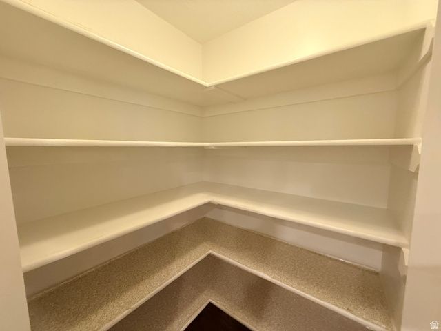 1492 N 1615 W, Clinton, UT 84015