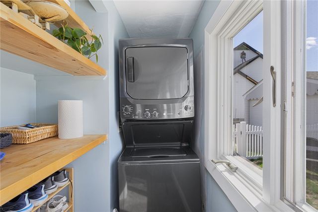 214 Charlotte Drive, Warwick, RI 02818