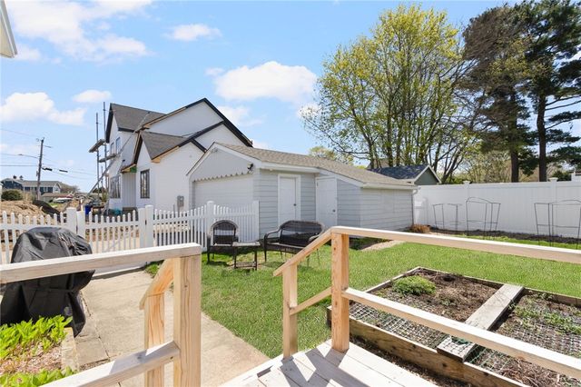 214 Charlotte Drive, Warwick, RI 02818