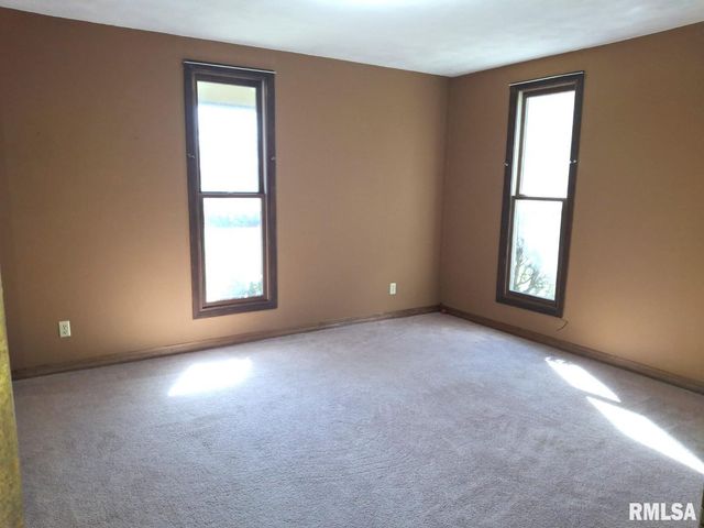 23074 N CHEROKEE Road, Cuba, IL 61427