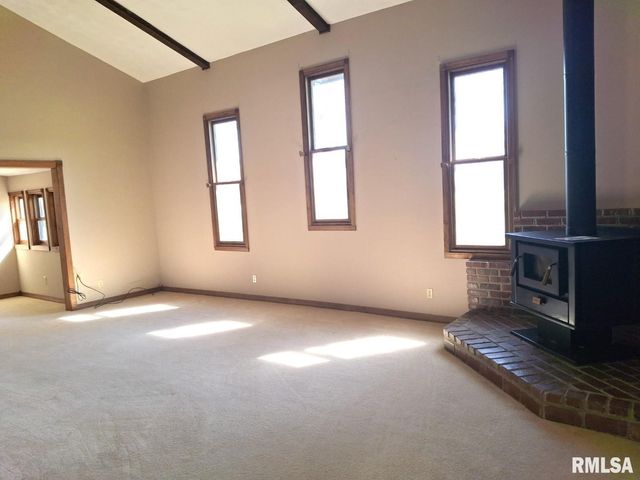 23074 N CHEROKEE Road, Cuba, IL 61427