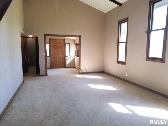 23074 N CHEROKEE Road, Cuba, IL 61427