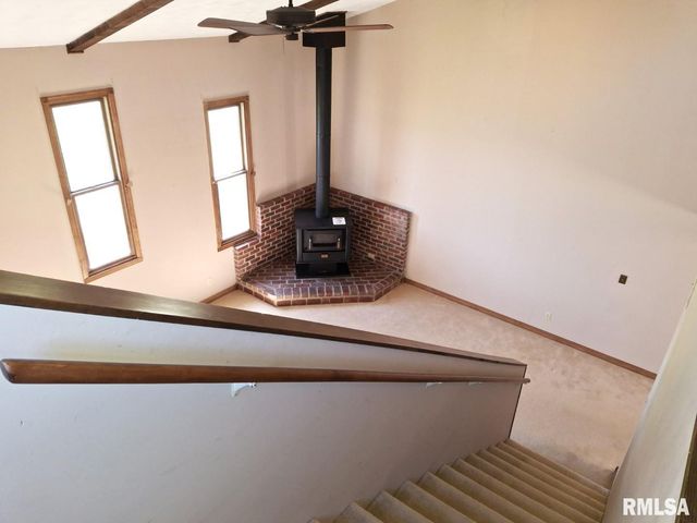 23074 N CHEROKEE Road, Cuba, IL 61427