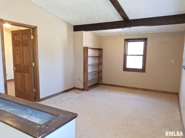 23074 N CHEROKEE Road, Cuba, IL 61427