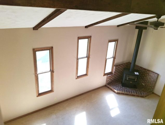 23074 N CHEROKEE Road, Cuba, IL 61427