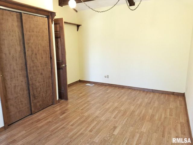 23074 N CHEROKEE Road, Cuba, IL 61427