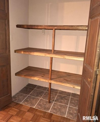 23074 N CHEROKEE Road, Cuba, IL 61427